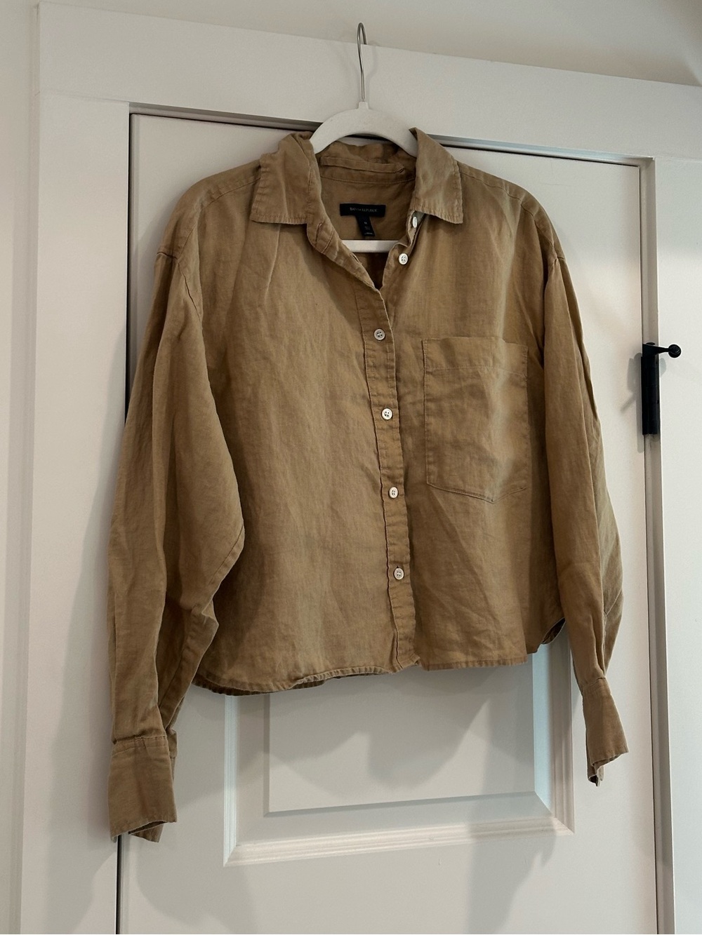 banana republic cropped linen button down